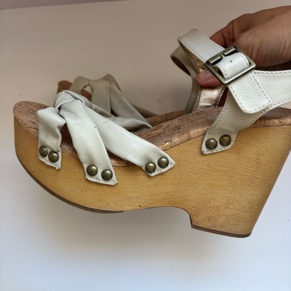 KORKS by Kork-Ease Dawson Wedge Sandals in
Off White Sz 8M - Picture 5 of 8